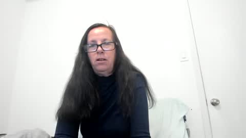 Snapshot of verysassypeachgoddess chatting on June 15, 2026, 12:40 pm verysassypeachgoddess online show from June 15, 2026, 12:40 pm
