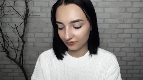 Snapshot of veryveryshygirl chatting on December 2, 2024, 11:45 am Ana online show from December 2, 2024, 11:45 am