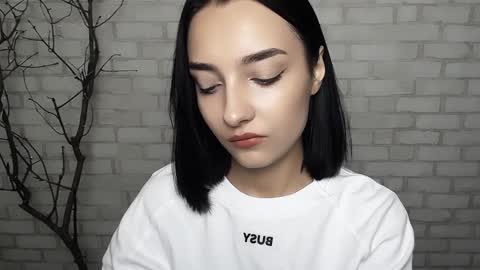 Snapshot of veryveryshygirl chatting on December 3, 2024, 1:21 pm Ana online show from December 3, 2024, 1:21 pm