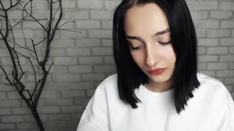 Snapshot of veryveryshygirl chatting on January 2, 2025, 1:49 am Ana online show from January 2, 2025, 1:49 am