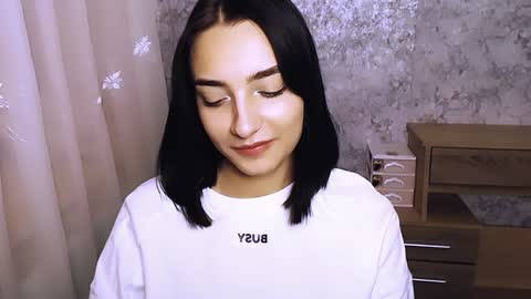 Snapshot of veryveryshygirl chatting on January 9, 2025, 11:47 am Ana online show from January 9, 2025, 11:47 am