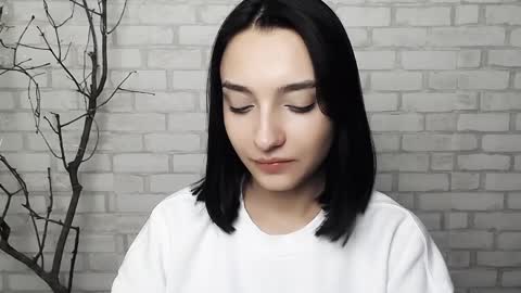 Snapshot of veryveryshygirl chatting on January 21, 2025, 4:27 pm Ana online show from January 21, 2025, 4:27 pm