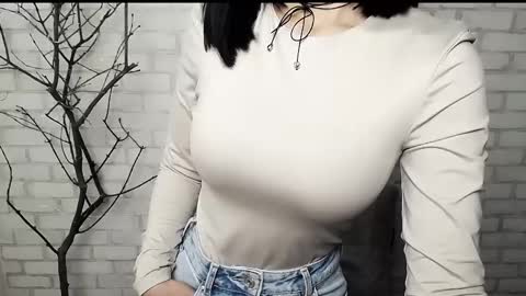 Snapshot of veryveryshygirl chatting on February 11, 2025, 11:32 am Ana online show from February 11, 2025, 11:32 am