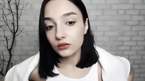 Snapshot of veryveryshygirl chatting on February 20, 2025, 7:01 am Ana online show from February 20, 2025, 7:01 am