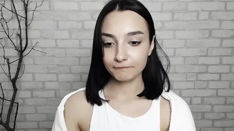 Snapshot of veryveryshygirl chatting on February 20, 2025, 1:08 pm Ana online show from February 20, 2025, 1:08 pm