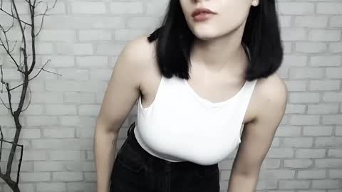 Snapshot of veryveryshygirl chatting on February 20, 2025, 4:14 pm Ana online show from February 20, 2025, 4:14 pm