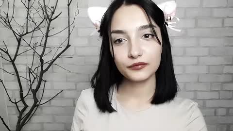 Snapshot of veryveryshygirl chatting on February 25, 2025, 4:21 pm Ana online show from February 25, 2025, 4:21 pm