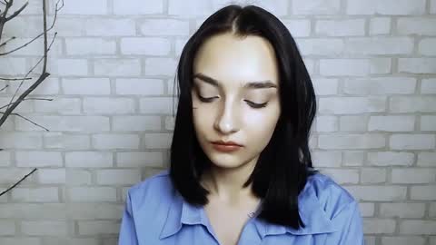 Snapshot of veryveryshygirl chatting on February 27, 2025, 5:15 pm Ana online show from February 27, 2025, 5:15 pm