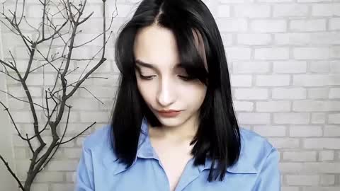 Snapshot of veryveryshygirl chatting on March 4, 2025, 8:02 am Ana online show from March 4, 2025, 8:02 am