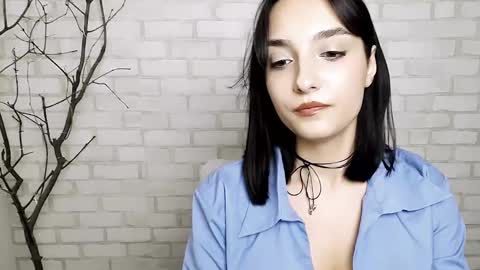 Snapshot of veryveryshygirl chatting on March 11, 2025, 3:12 pm Ana online show from March 11, 2025, 3:12 pm