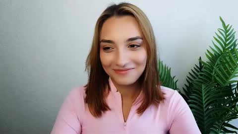 Snapshot of veryveryshygirl chatting on September 22, 2025, 11:12 am Ana online show from September 22, 2025, 11:12 am