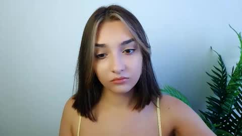 Snapshot of veryveryshygirl chatting on October 7, 2025, 11:07 am Ana online show from October 7, 2025, 11:07 am