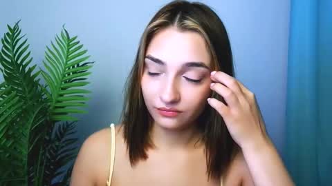 Snapshot of veryveryshygirl chatting on November 15, 2025, 6:55 am Ana online show from November 15, 2025, 6:55 am