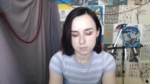 Snapshot of veryveryvery_shy chatting on January 4, 2025, 9:54 am veryveryvery_shy online show from January 4, 2025, 9:54 am