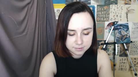 Snapshot of veryveryvery_shy chatting on January 21, 2025, 6:43 am veryveryvery_shy online show from January 21, 2025, 6:43 am