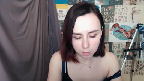 Snapshot of veryveryvery_shy chatting on January 27, 2025, 9:44 am veryveryvery_shy online show from January 27, 2025, 9:44 am