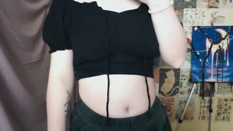 Snapshot of veryveryvery_shy chatting on February 27, 2025, 6:50 am veryveryvery_shy online show from February 27, 2025, 6:50 am