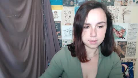 Snapshot of veryveryvery_shy chatting on September 13, 2025, 5:40 am veryveryvery_shy online show from September 13, 2025, 5:40 am