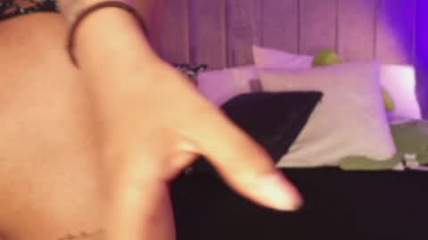 Snapshot of verza_h23 chatting on February 17, 2025, 10:36 pm Sthefanny online show from February 17, 2025, 10:36 pm