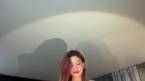 via_olala online show from October 23, 2025, 8:02 am