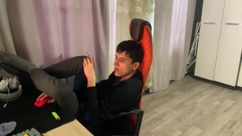 vialeras online show from March 18, 2026, 2:58 am