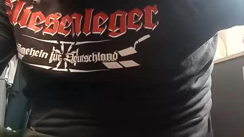 Snapshot of vibernd20cm chatting on January 6, 2026, 7:17 pm vibernd20cm online show from January 6, 2026, 7:17 pm