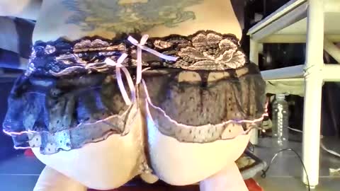 V I B R A N D A online show from March 11, 2026, 7:42 pm