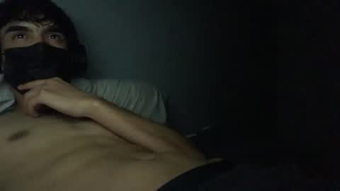 Snapshot of vicente24milf chatting on November 6, 2025, 12:11 am vicente online show from November 6, 2025, 12:11 am