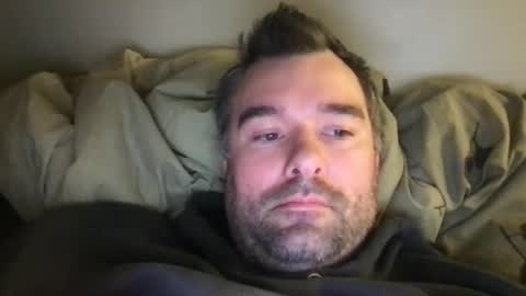 Snapshot of vich4444 chatting on March 31, 2026, 10:32 pm vich4444 online show from March 31, 2026, 10:32 pm