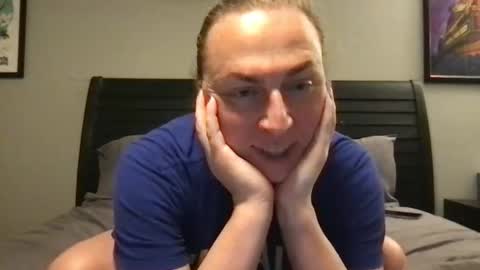 Snapshot of vicki_stockings chatting on September 29, 2025, 2:06 am Vicki Stockings online show from September 29, 2025, 2:06 am