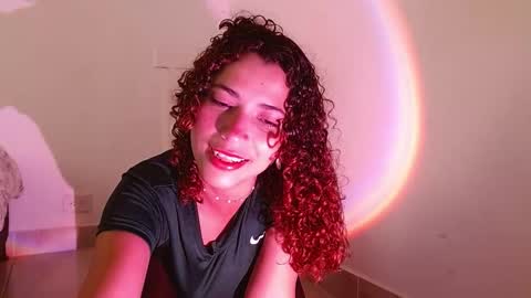 Snapshot of vicky_crazy chatting on January 24, 2025, 2:30 pm Vicky online show from January 24, 2025, 2:30 pm