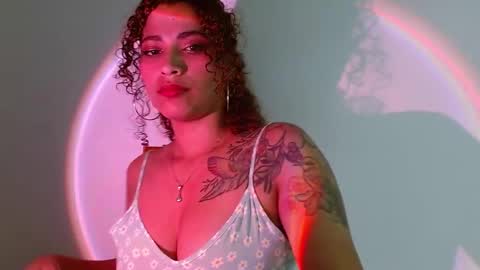 Snapshot of vicky_crazy chatting on March 9, 2025, 12:00 am Vicky online show from March 9, 2025, 12:00 am