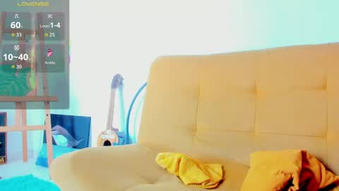 Snapshot of vicky_cristinax chatting on March 28, 2026, 6:18 pm Vicky online show from March 28, 2026, 6:18 pm