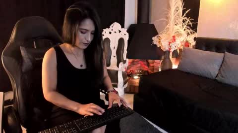 Snapshot of vicky_sst chatting on February 24, 2026, 6:11 am Vicky online show from February 24, 2026, 6:11 am