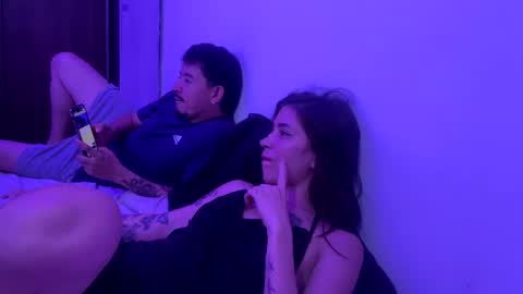 Samy y tomy online show from November 11, 2025, 1:05 am