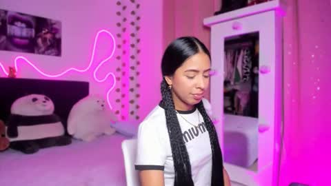 VICTORIA 3 online show from October 21, 2025, 12:22 am