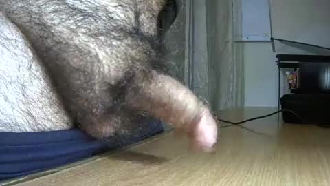 Snapshot of victorhume chatting on November 14, 2025, 6:28 pm VictorHume online show from November 14, 2025, 6:28 pm