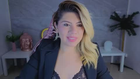 Vicky  online show from February 28, 2026, 3:18 am