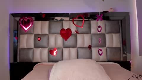 Snapshot of victoria__js_ chatting on February 17, 2025, 1:32 pm Victoria online show from February 17, 2025, 1:32 pm