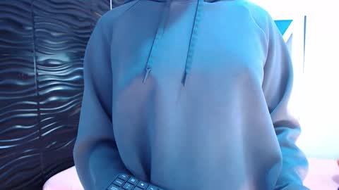 Snapshot of victoria_colemann chatting on September 19, 2025, 11:22 am Victoria online show from September 19, 2025, 11:22 am