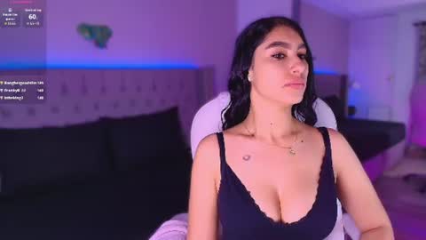Snapshot of victoria_ellington chatting on July 6, 2026, 11:40 am online show from July 6, 2026, 11:40 am