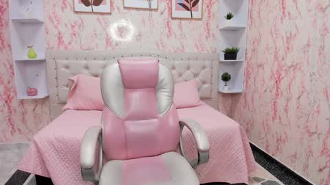 Snapshot of victoria_houston chatting on December 27, 2024, 3:31 am Victoria Houston online show from December 27, 2024, 3:31 am