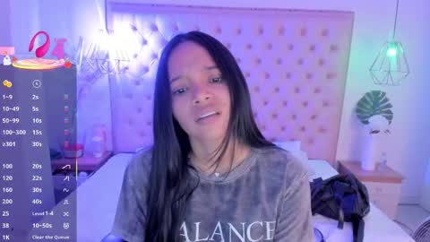 Snapshot of victoria_kitt chatting on November 4, 2025, 7:13 pm victoria_kitt online show from November 4, 2025, 7:13 pm