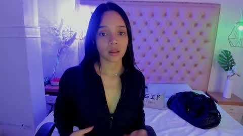 Snapshot of victoria_kitt chatting on November 6, 2025, 7:04 pm victoria_kitt online show from November 6, 2025, 7:04 pm