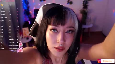 Victoria  online show from March 5, 2026, 7:32 pm