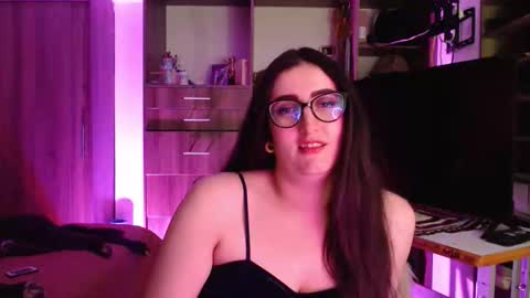 Victoria online show from May 23, 2026, 10:03 pm