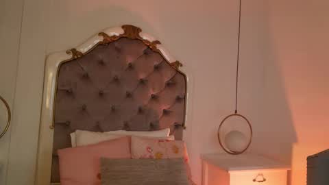 Snapshot of victoria_watsson chatting on February 24, 2026, 1:31 pm victoria_watsson online show from February 24, 2026, 1:31 pm