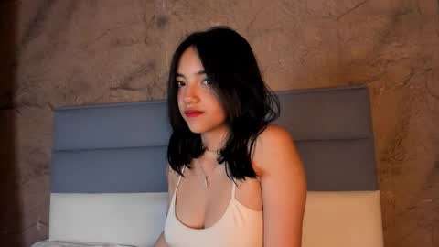 victoriaa2_doll online show from January 19, 2026, 12:09 pm