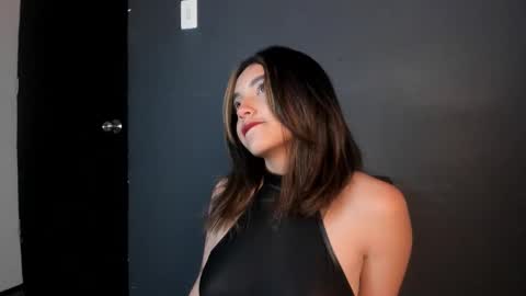 victoriaa2_doll online show from February 3, 2026, 11:48 am