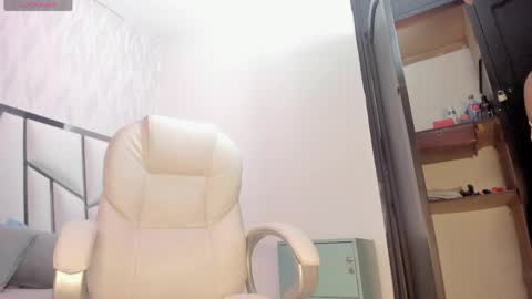 Victoria Sofia online show from May 7, 2026, 7:08 pm